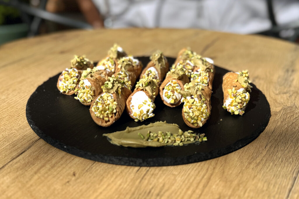 Discover Traditional Cannoli at Cielo Resto – The Taste of Sicily in the Heart of Krakow